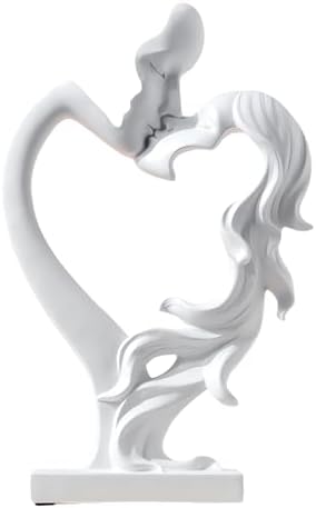 Couple Love Actually Sculpture Kissing Heart Decoration