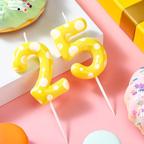 Cute Yellow Sponge Number 25 Birthday Candle