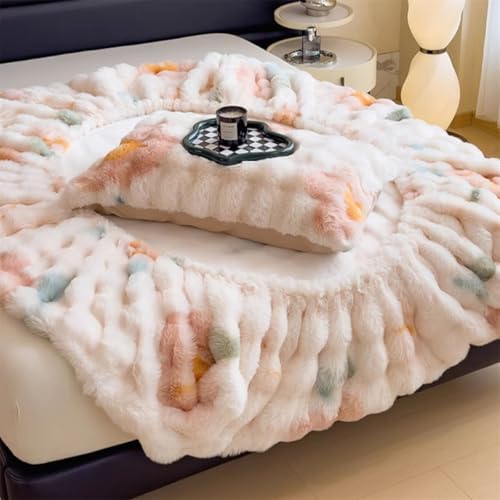 Milk Velvet Fitted Sheet with Faux Rabbit Fur Design