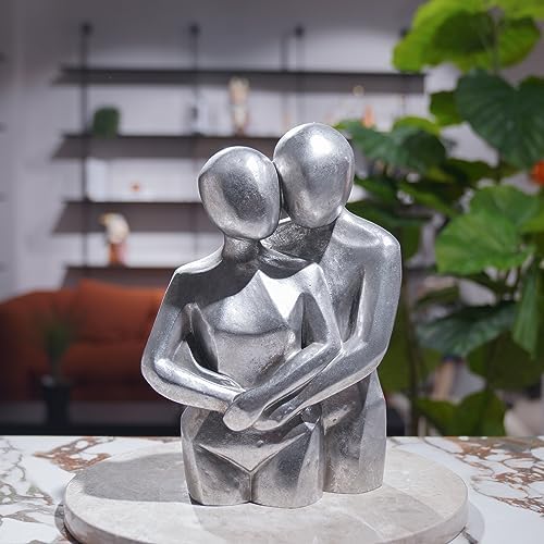 Guichifun Romantic Hug Couple Silver Resin Statue