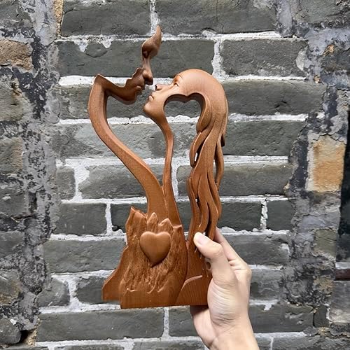 Wooden Kissing Couple Ornament - 10 Inch Romantic Statue